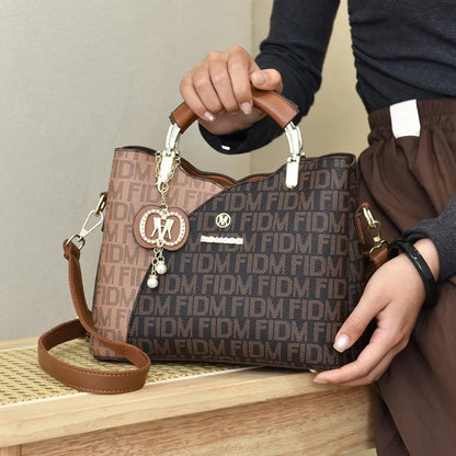 large capacity women’s shoulder bag