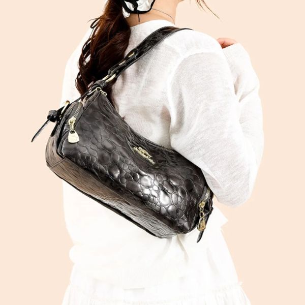 Ladies hand bag on sale 