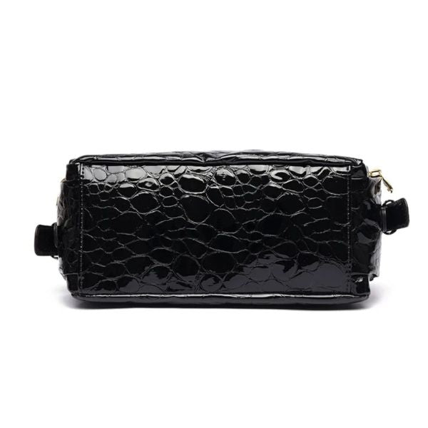 Ladies hand bag on sale 