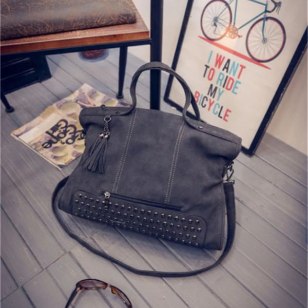 Ladies hand bag on sale