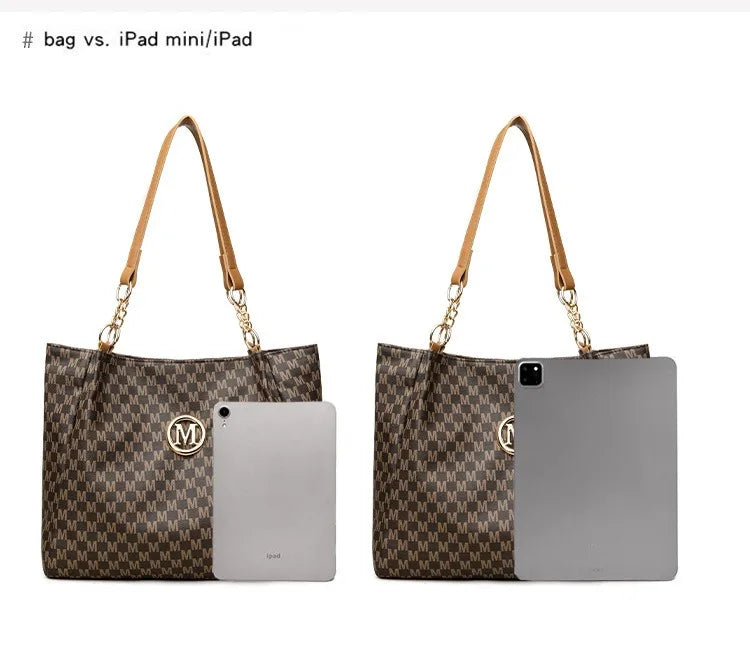Fashion Letter Pattern Tote Bag with Charm, 2026 New Style Casual Large Capacity Shoulder Bag for Women Simple All-match Handbag