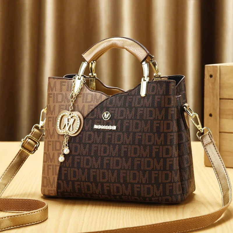 large capacity women’s shoulder bag